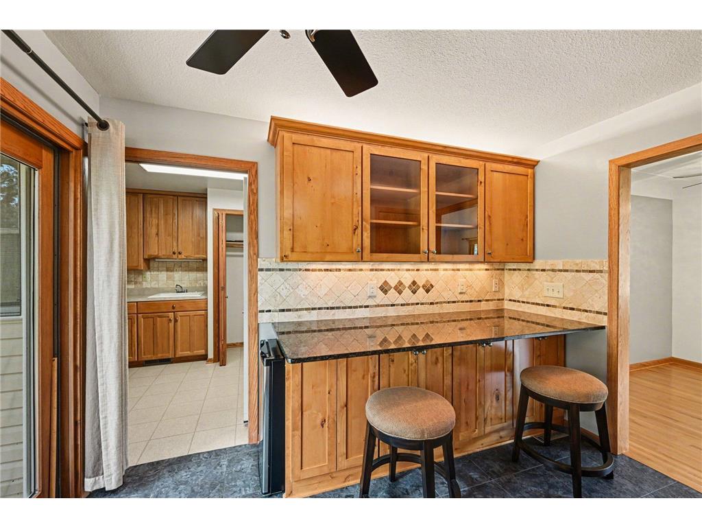2115 W 105th Street Bloomington MN 55431 7066160 image8