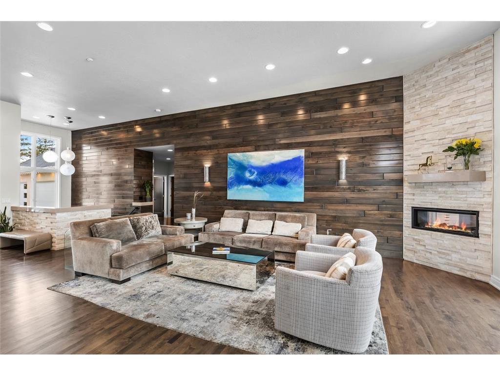 21150 Excelsior Boulevard Excelsior MN 55331 - Lake Minnetonka 6822210 image5