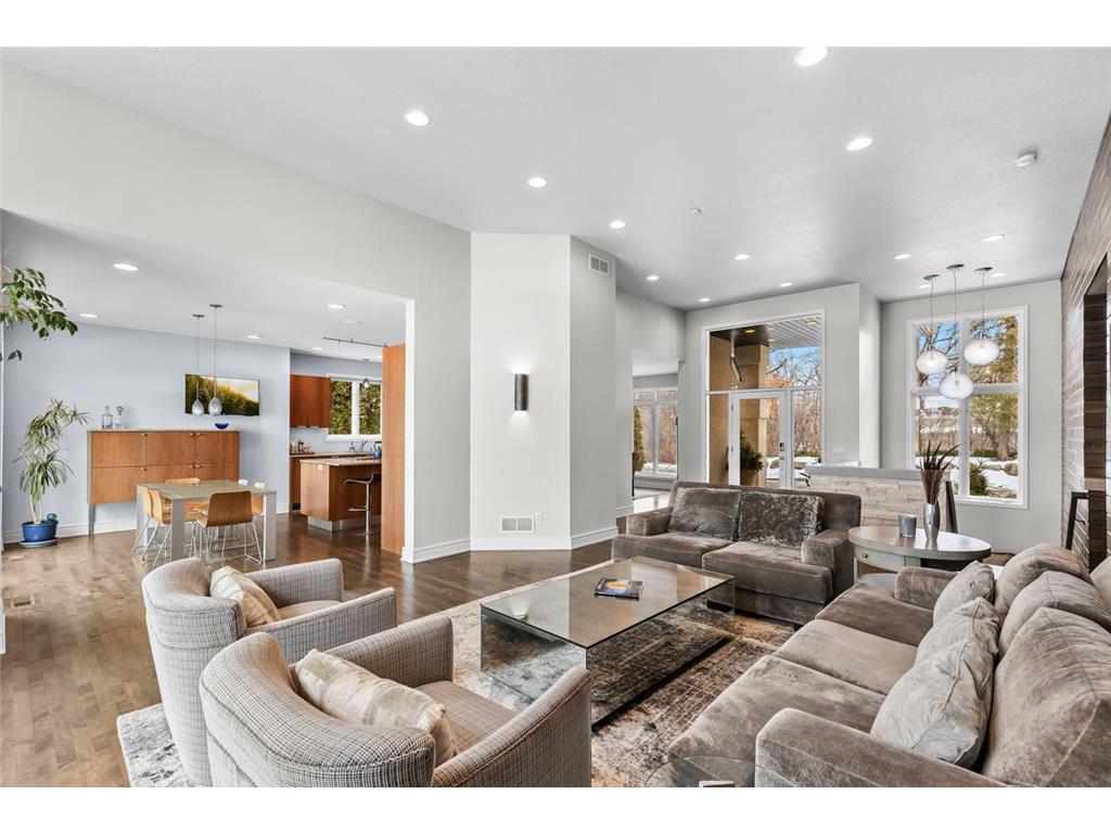 21150 Excelsior Boulevard Excelsior MN 55331 - Lake Minnetonka 6822210 image6