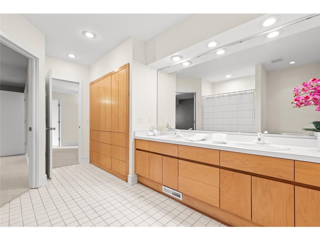 21150 Excelsior Boulevard Excelsior MN 55331 - Lake Minnetonka 7066955 image30