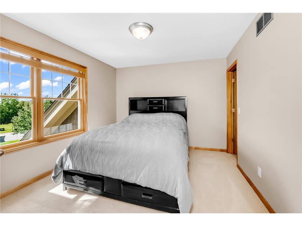 21157 Ridgewood Trail Credit River Twp MN 55044 7062601 image20