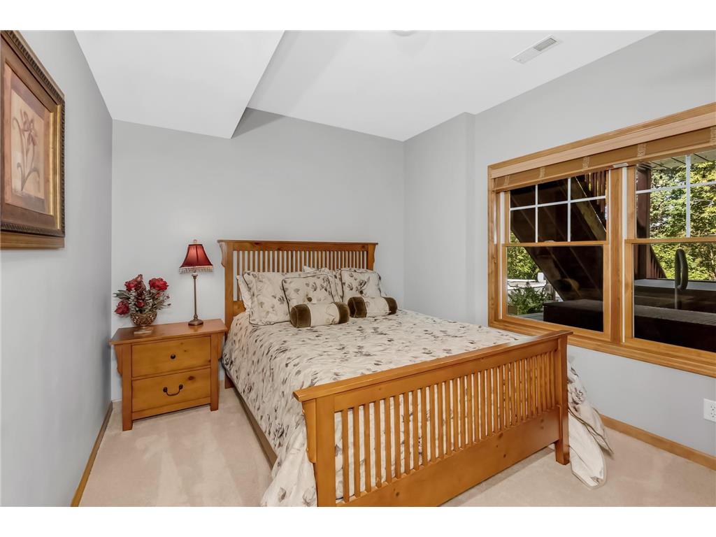 21157 Ridgewood Trail Credit River Twp MN 55044 7062601 image31