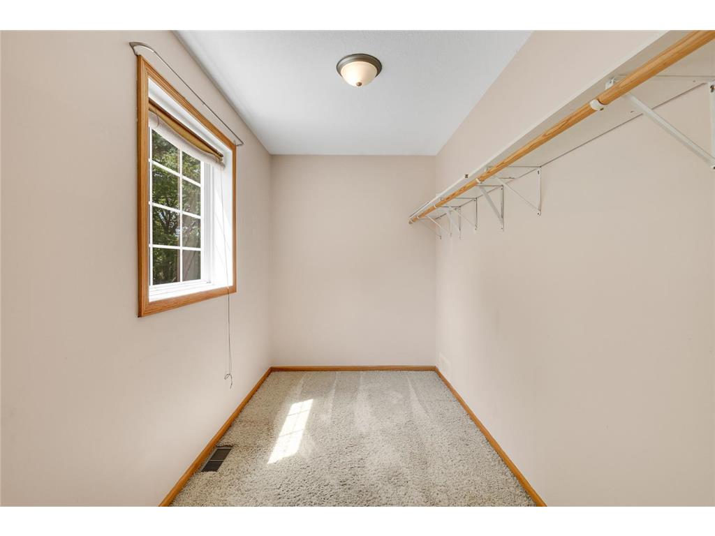 2116 2nd Avenue N Minneapolis MN 55405 7103687 image17