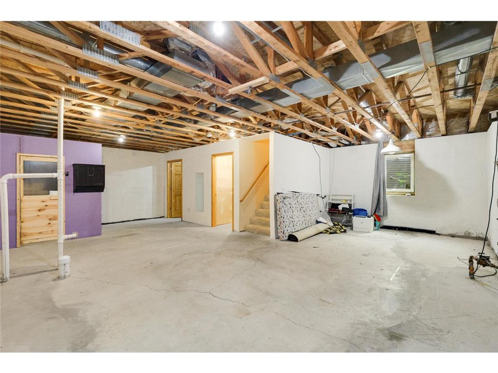 2116 2nd Avenue N Minneapolis MN 55405 7103687 image19