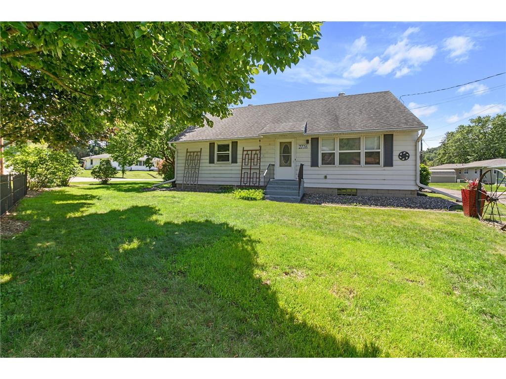 2116 Bush Street Red Wing MN 55066 6757990 image1
