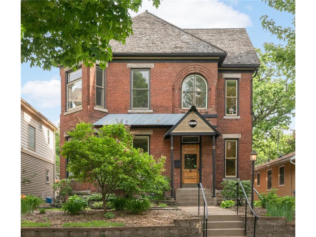 2116 Lincoln Avenue Saint Paul MN 55105 7076669 image1