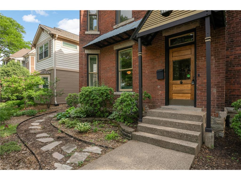 2116 Lincoln Avenue Saint Paul MN 55105 7076669 image2