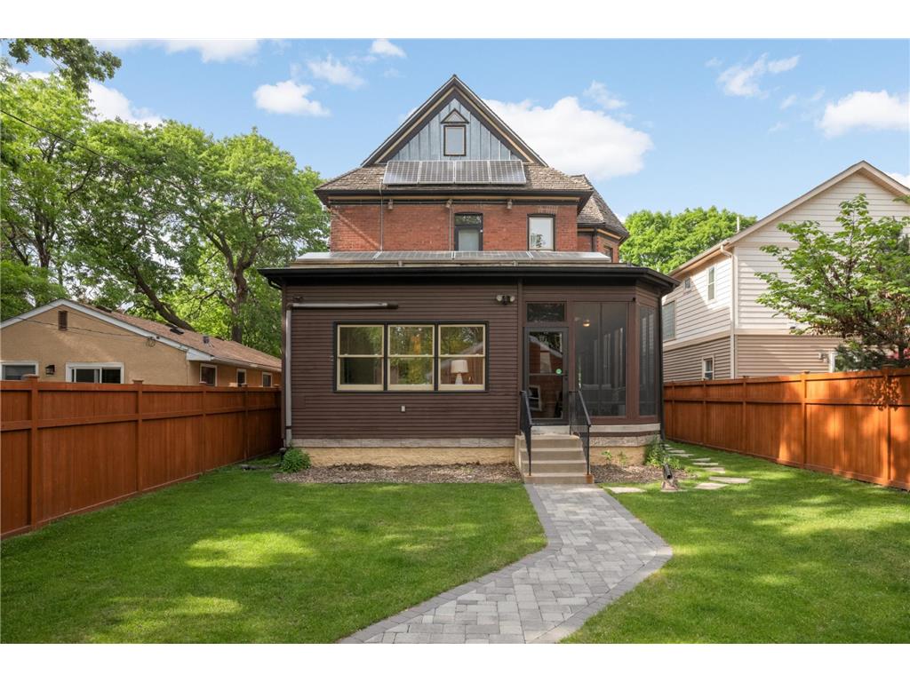 2116 Lincoln Avenue Saint Paul MN 55105 7076669 image43