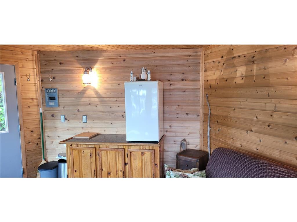 2116 Red Crest Island International Falls MN 56649 - Rainy 6711938 image23