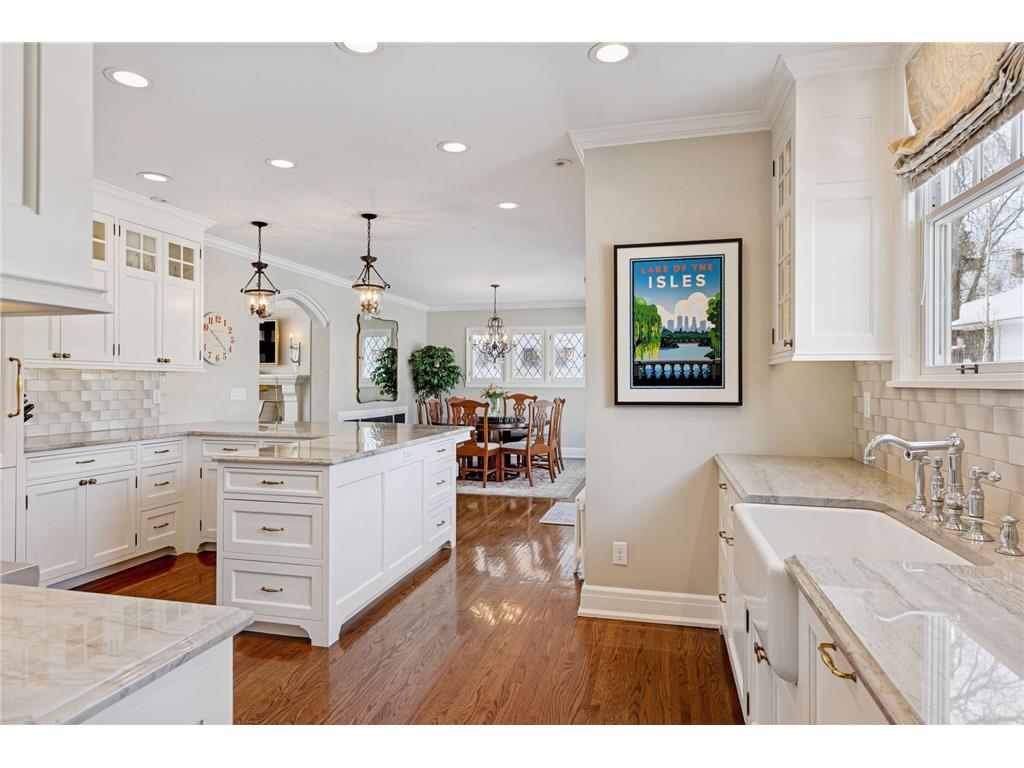 2116 W Lake Of The Isles Parkway Minneapolis MN 55405 7021018 image28