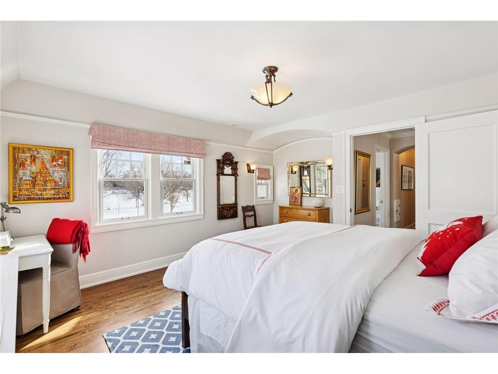 2116 W Lake Of The Isles Parkway Minneapolis MN 55405 7021018 image40