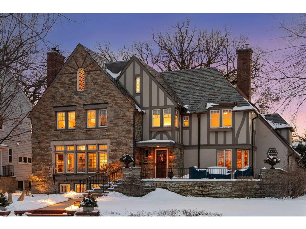 2116 W Lake Of The Isles Parkway Minneapolis MN 55405 7021018 image5