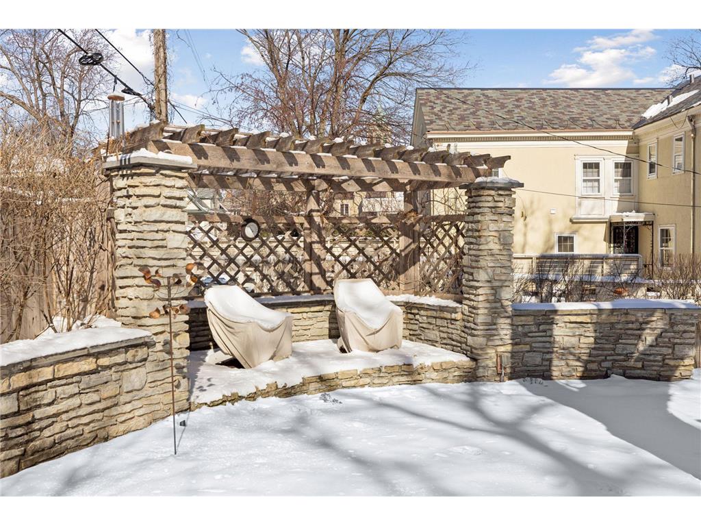 2116 W Lake Of The Isles Parkway Minneapolis MN 55405 7021018 image72