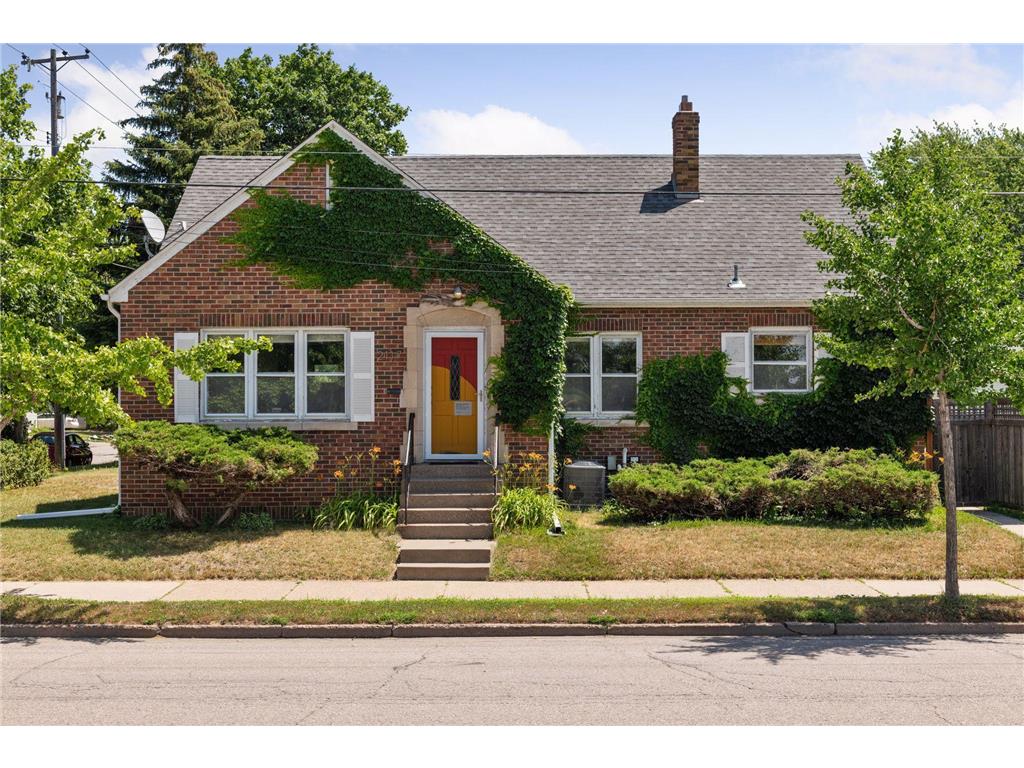 2117 2nd Street NE, Minneapolis, MN 55418 MLS 6231156 Edina Realty