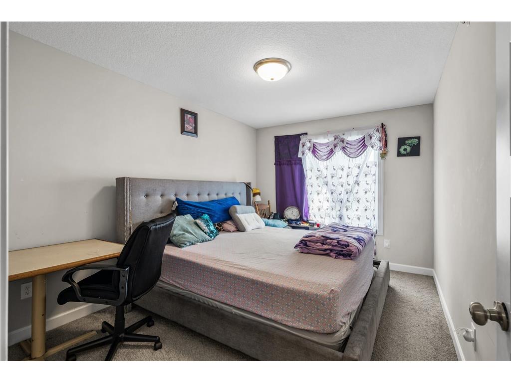 2117 Cleveland Lane S Cambridge MN 55008 7073301 image16