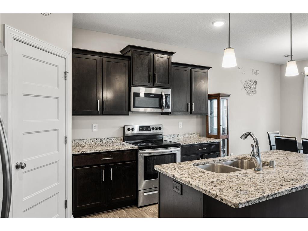 2117 Cleveland Lane S Cambridge MN 55008 7073301 image8
