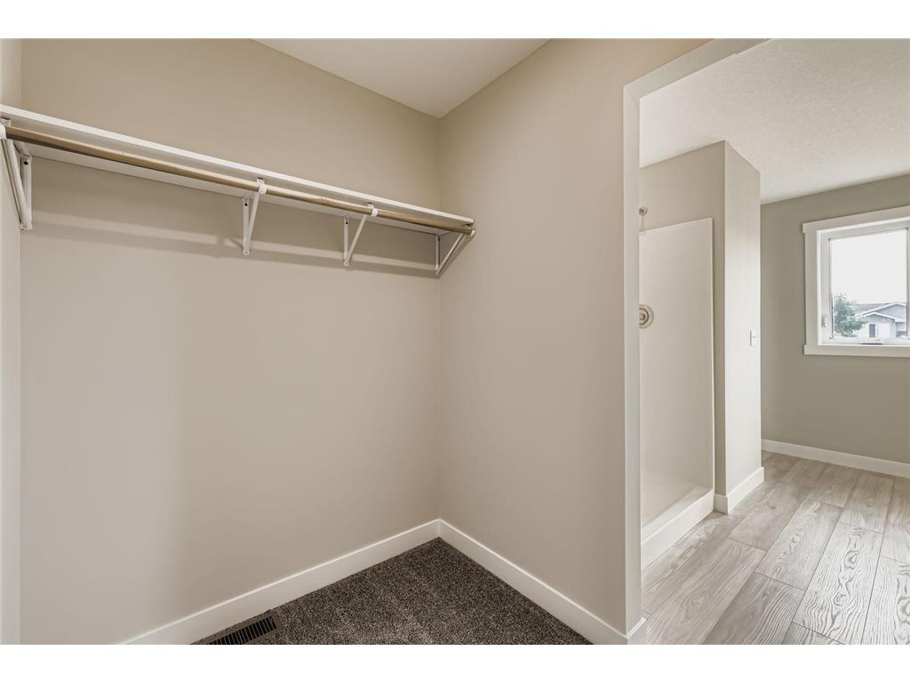 2117 Cleveland Way S Cambridge MN 55008 7009164 image25