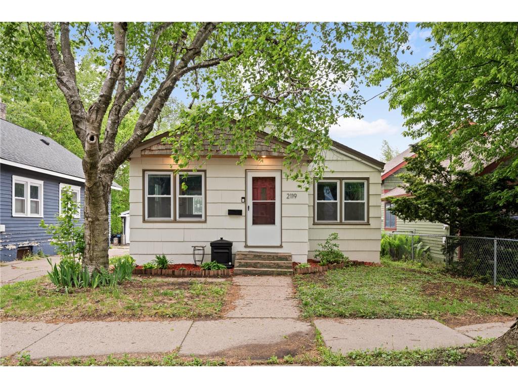 2119 2nd Avenue N Minneapolis MN 55405 7077722 image1