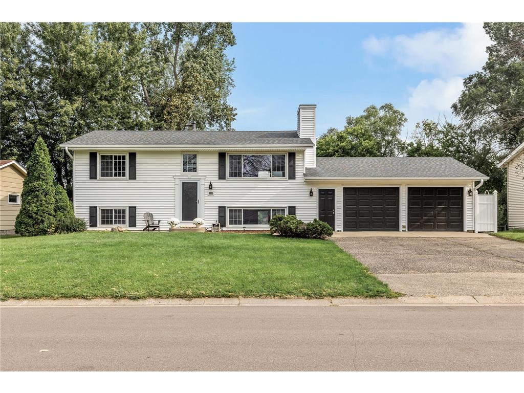 2119 Cliffview Drive Eagan MN 55122 6587888 image1