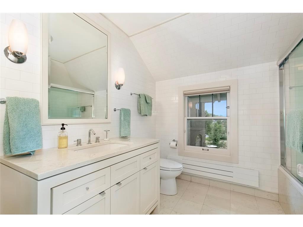 2119 E Lake Of The Isles Parkway Minneapolis MN 55405 - Lake of the Isles 7050207 image25