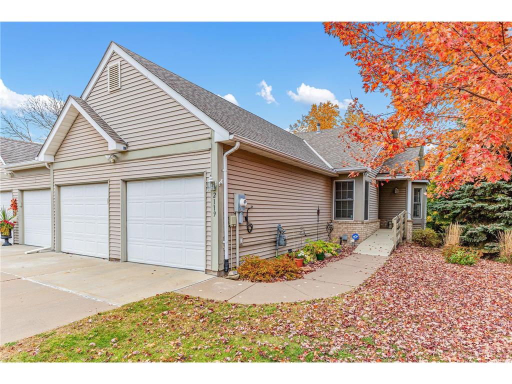 2119 Southwind Drive Maplewood MN 55109 6633899 image1
