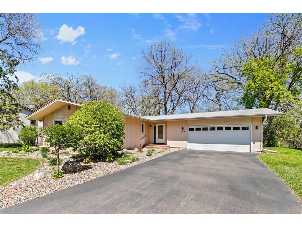 2119 Violet Lane New Brighton MN 55112 - Rice Creek 7067155 image1