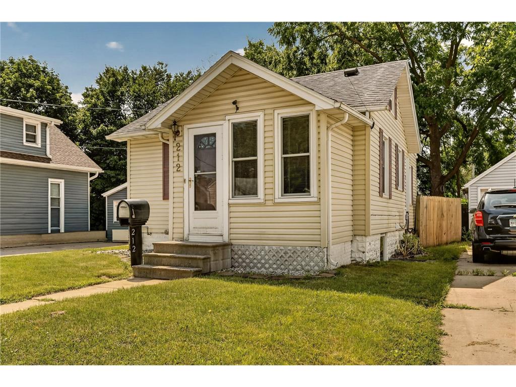212 10 1/2 Street SE Rochester MN 55904 7081494 image2