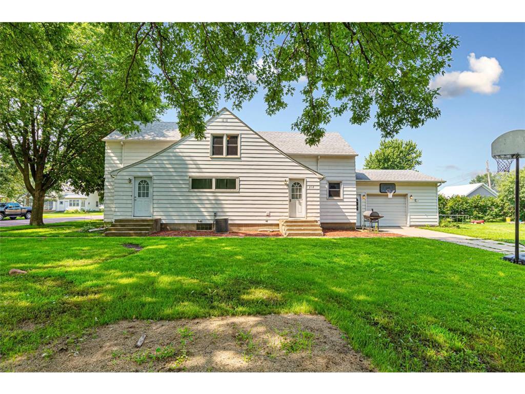 212 14th Street Heron Lake MN 56137 6755729 image1