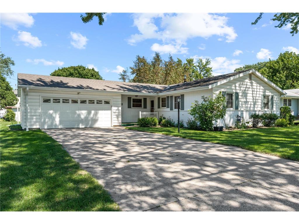 212 15th Street SW Owatonna MN 55060 6419881 image1