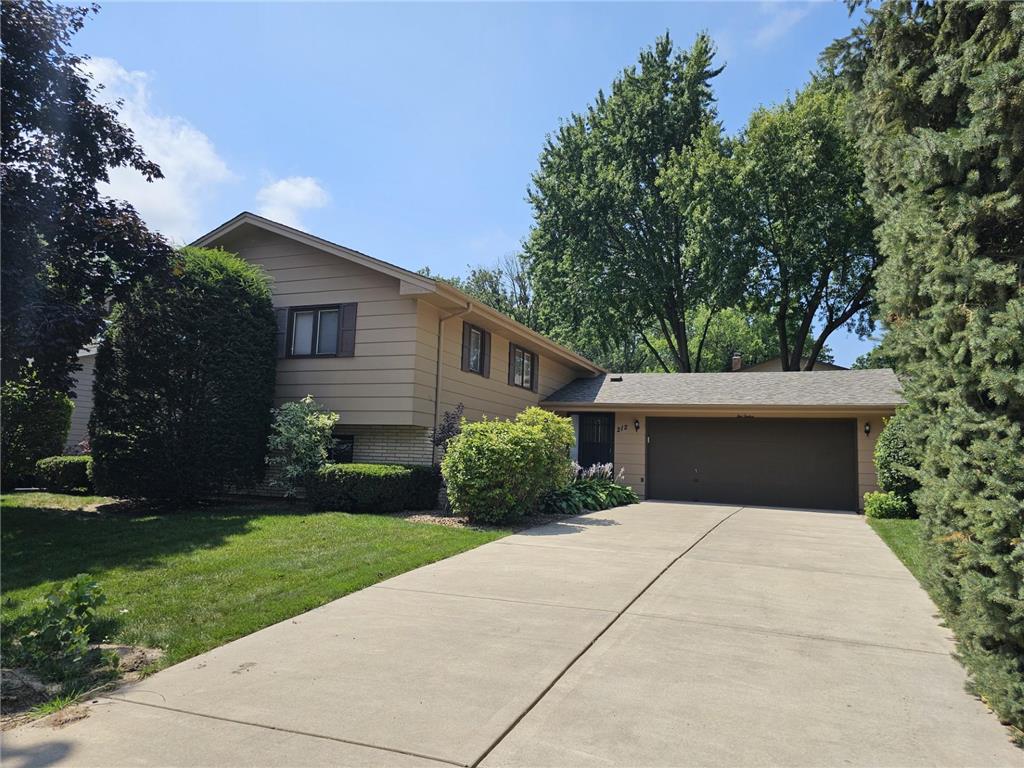 212 17th Avenue SW New Brighton MN 55112 6776321 image1