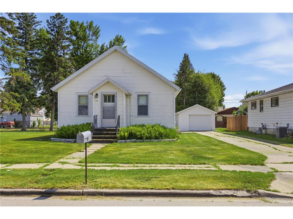 212 1st Avenue SW Dilworth MN 56529 7087001 image1