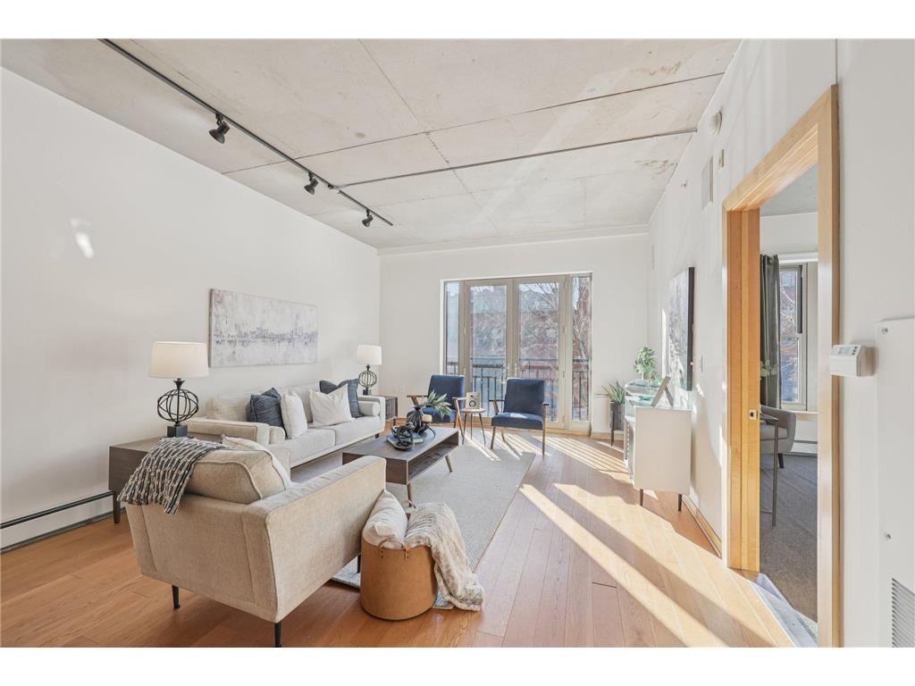 212 1st Street N #202 Minneapolis MN 55401 6813729 image1