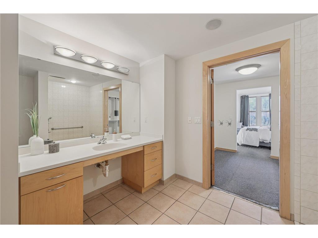 212 1st Street N #202 Minneapolis MN 55401 6813729 image28