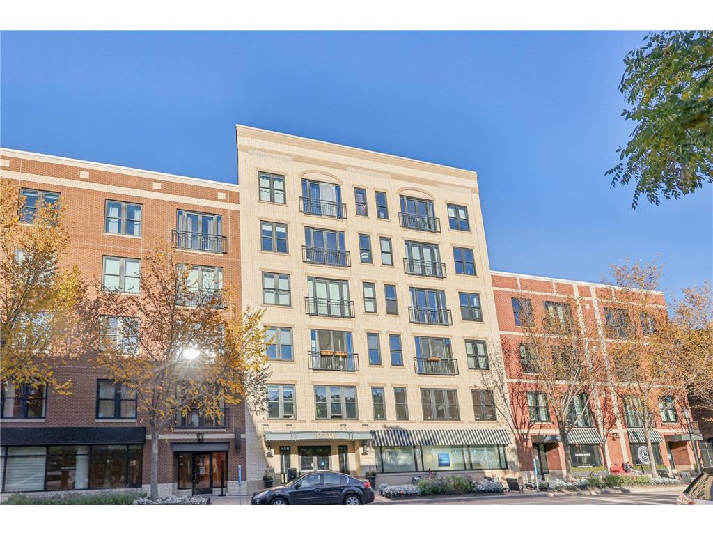 212 1st Street N #202 Minneapolis MN 55401 6813729 image32
