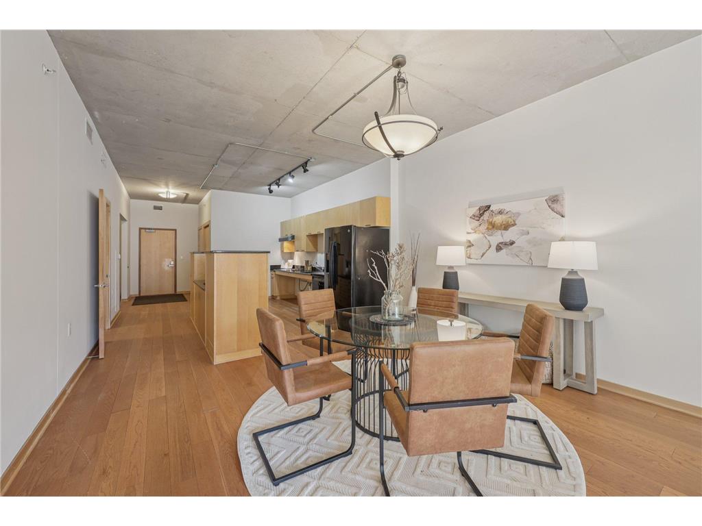212 1st Street N #202 Minneapolis MN 55401 6813729 image7