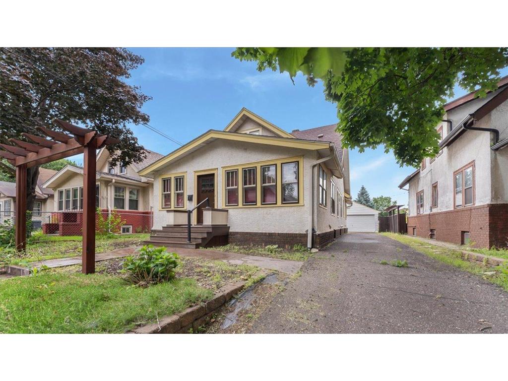 212 22nd Avenue NE Minneapolis MN 55418 6754113 image1