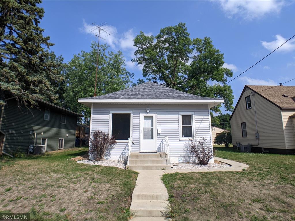 212 31st Avenue N Saint Cloud MN 56303 6423000 image1