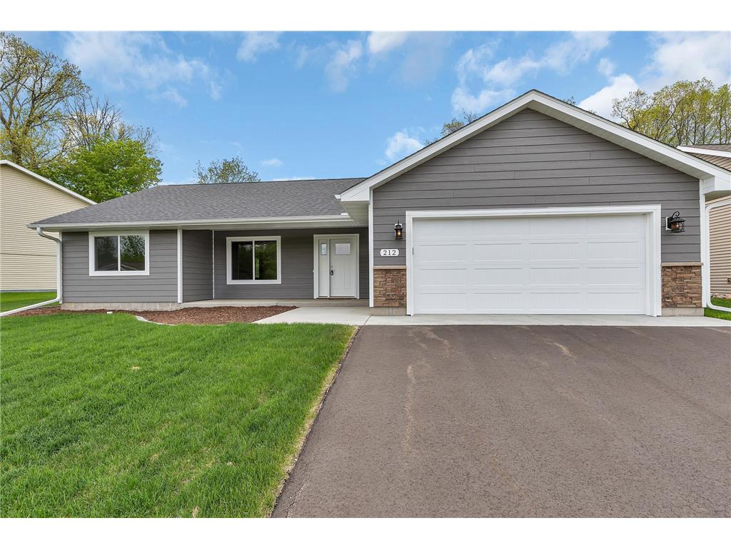 212 3rd Street NE Milaca MN 56353 6337481 image1