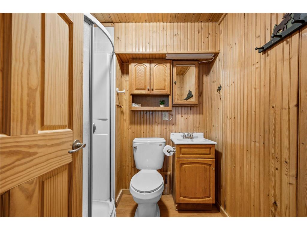 212 4th Avenue NE Cambridge MN 55008 7072108 image19