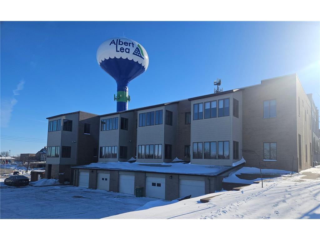212 Broadway Avenue N #C1 Albert Lea MN 56007 - Fountain 6806582 image1