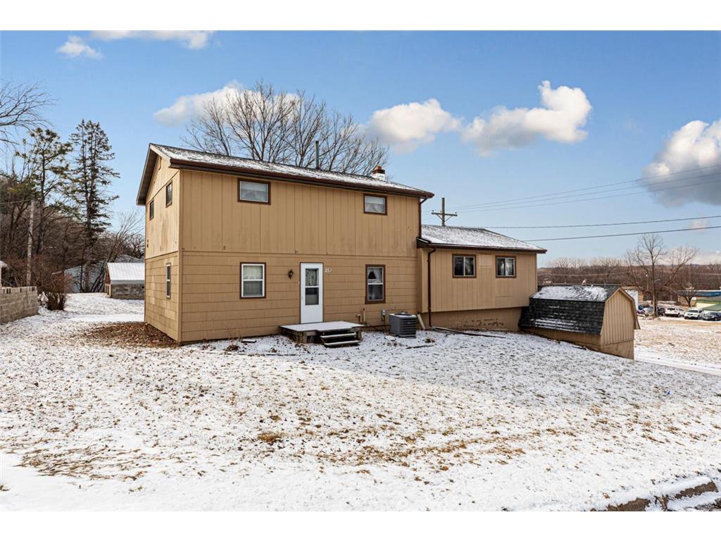 212 Cathcart Street Le Sueur MN 56058 6660068 image1