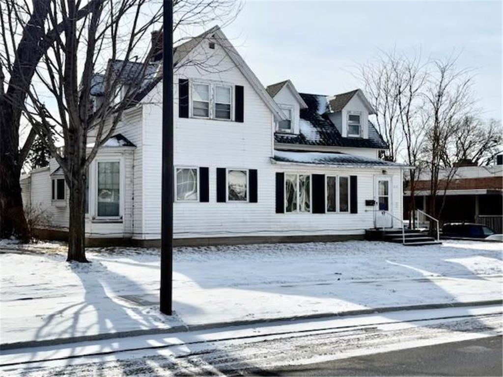 212 E 4th Street Redwood Falls MN 56283 6659969 image1