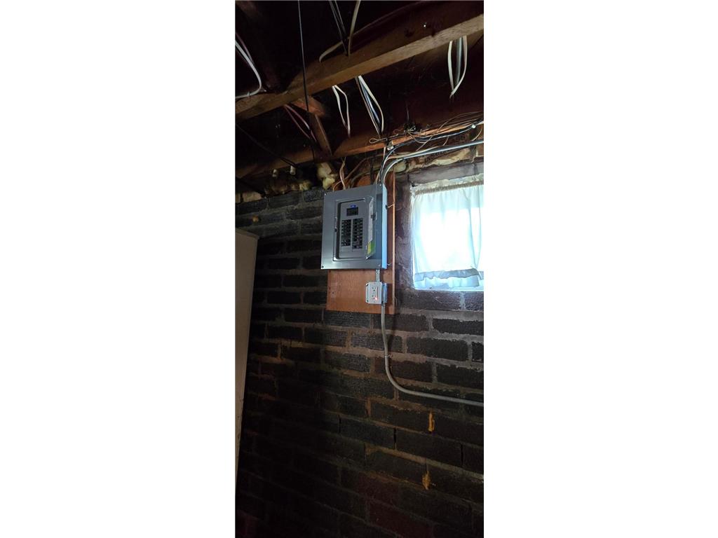 212 E 5th Street Albert Lea MN 56007 7085600 image9