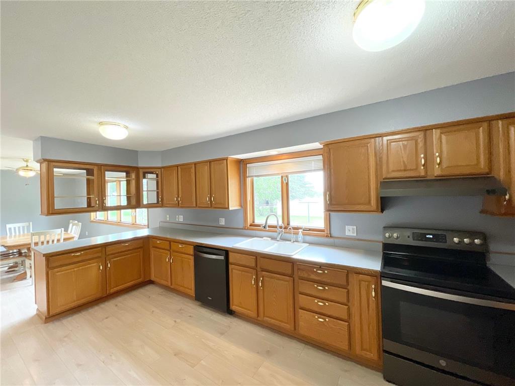 212 Eastern Avenue S Comfrey MN 56019 7089495 image20