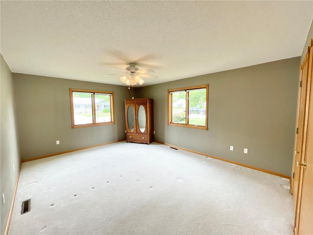 212 Eastern Avenue S Comfrey MN 56019 7089495 image29