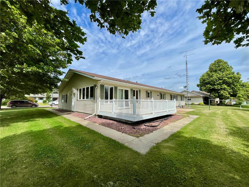 212 Eastern Avenue S Comfrey MN 56019 7089495 image3