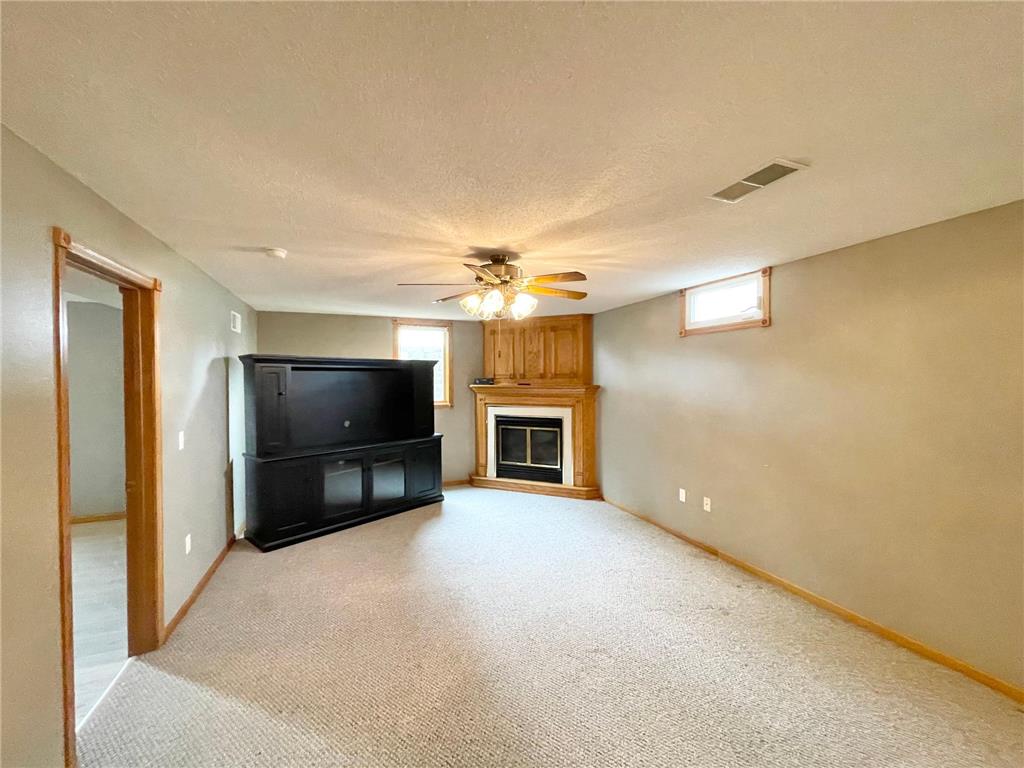 212 Eastern Avenue S Comfrey MN 56019 7089495 image48