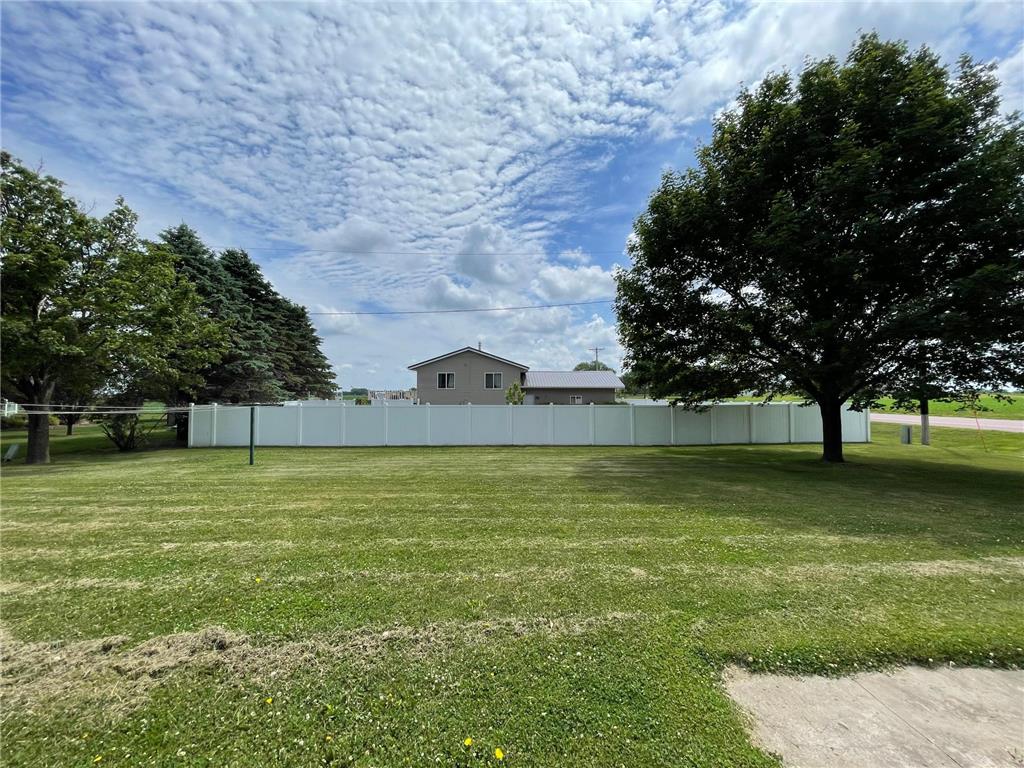 212 Eastern Avenue S Comfrey MN 56019 7089495 image66