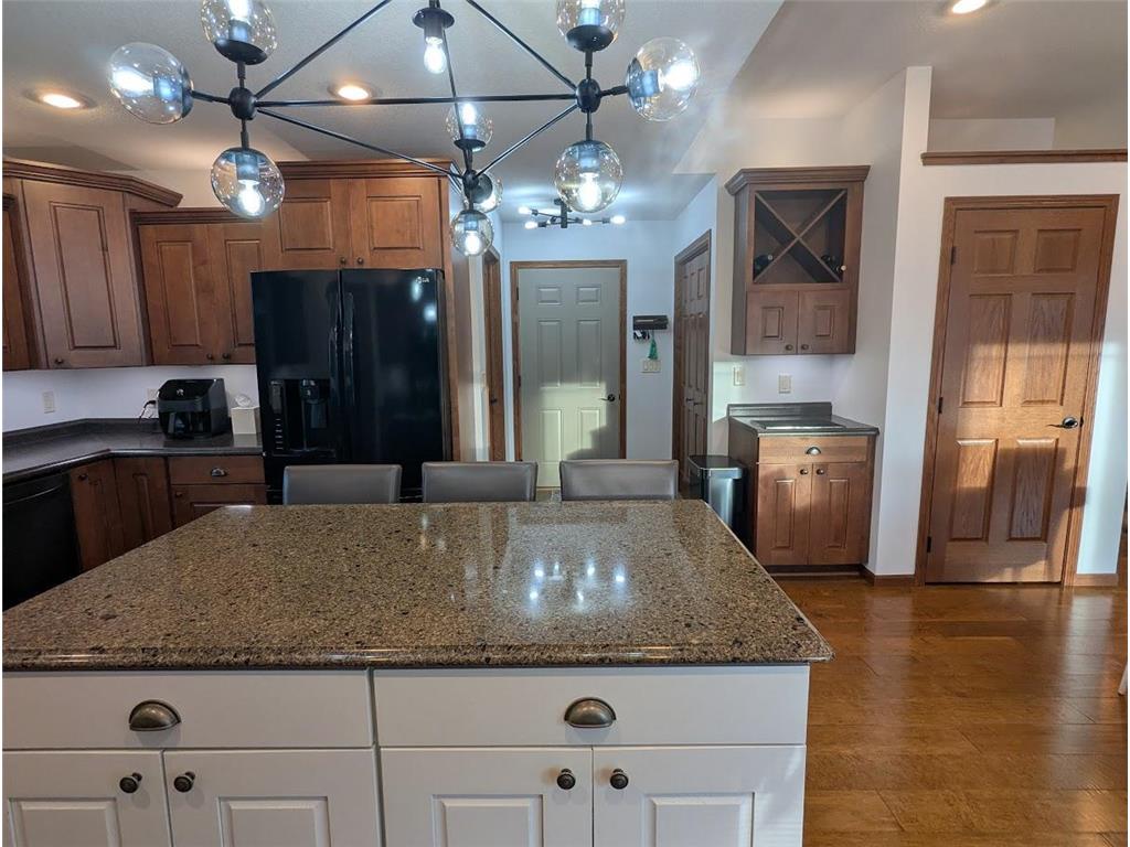 212 Eastwood Drive Redwood Falls MN 56283 7008914 image4