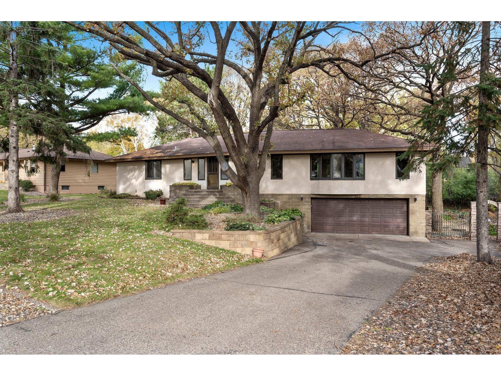 212 Eileen Circle Burnsville MN 55306 6117560 image1